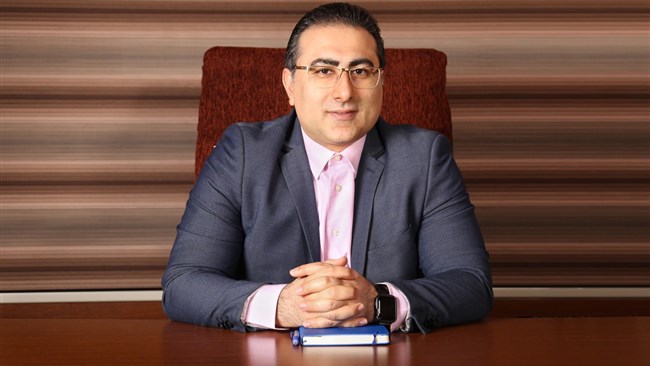 فرشید فرزانگان